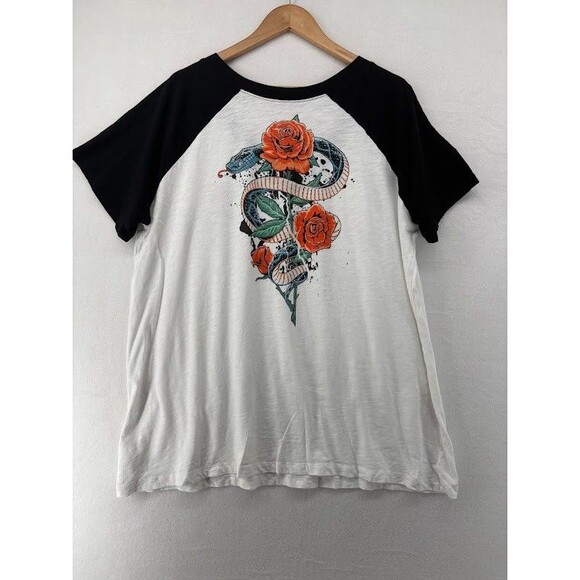 Women's Torrid Slub Jersey Tee Size 3x Snake & Roses Graphics Short Sleeve White - Picture 5 of 7